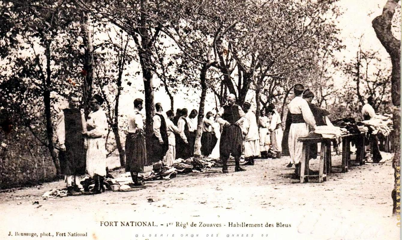 Fort-National - 1er Zouaves - Habillement des Bleus.jpg